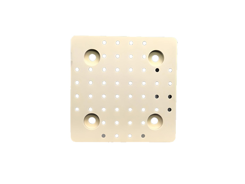 다공성 알루미나 세라믹 흡입 컵입니다